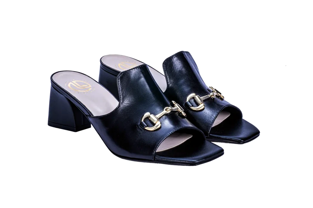 Elegant women's leather mules, nappa, black color, medium heel, 50 mm
